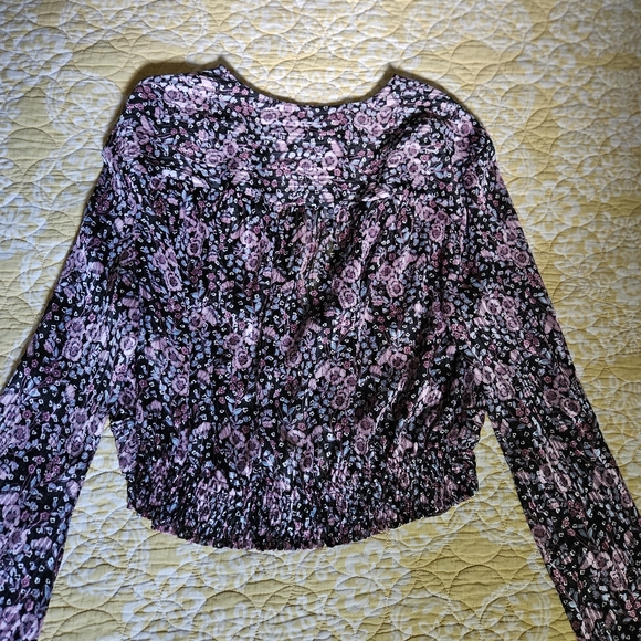 Zara Sheer Floral Knotted Front Crop - Picture 12 of 12